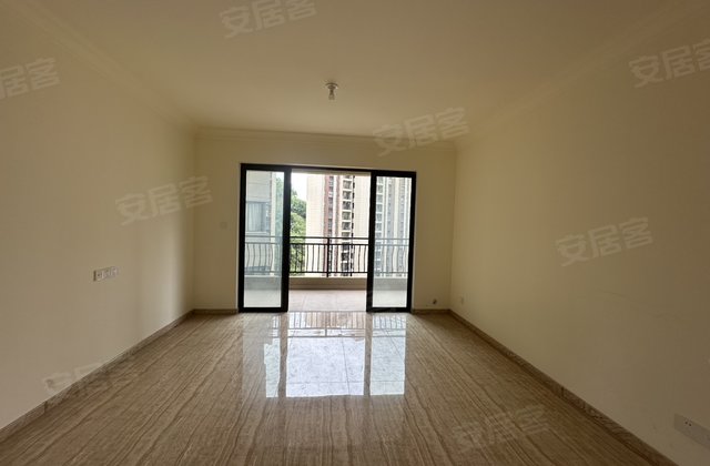 岑溪碧桂园4室2厅129㎡61.8万二手房图片