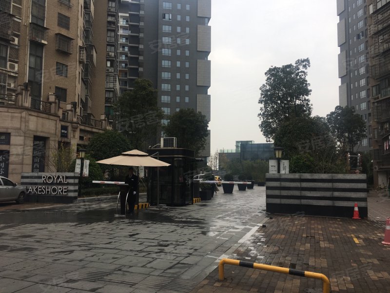 恩瑞御西湖,金星中路168号