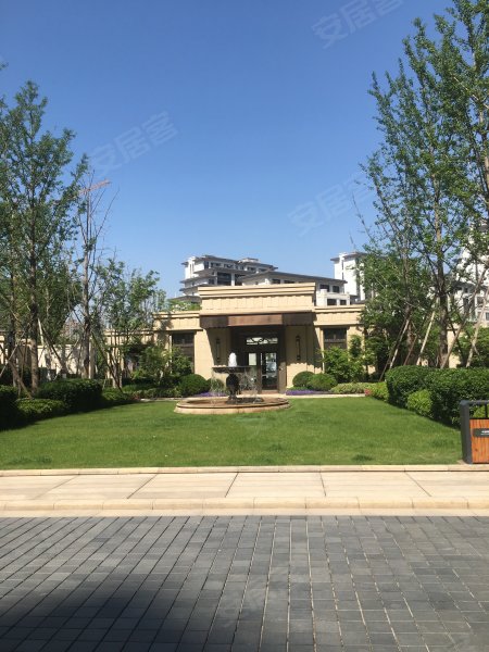 普罗旺世龙之梦东苑