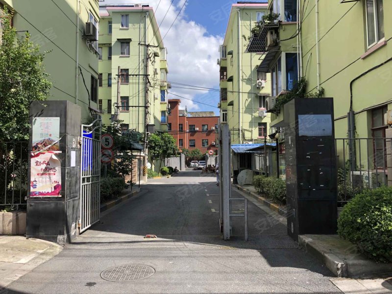 温宿路31弄小区 