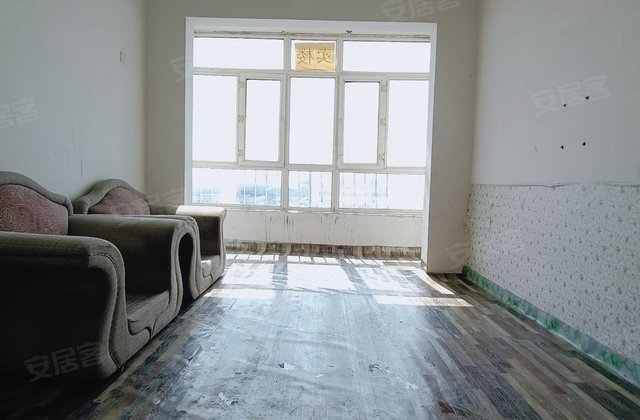 绥化房产网>绥化小区>安达小区>安达城区小区>鸿庆馨邨>