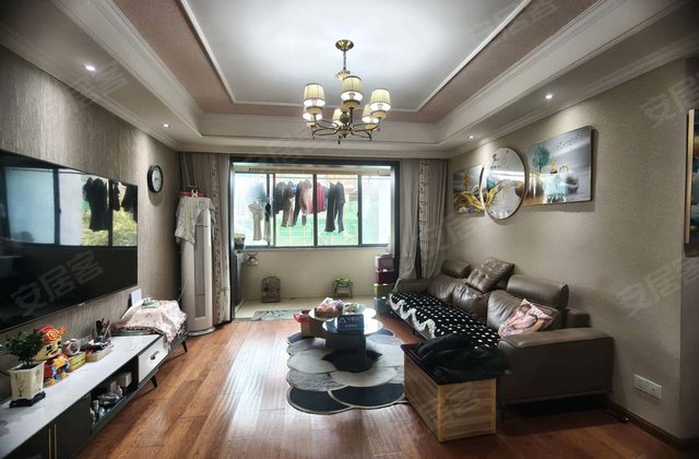 江之南苑3室2厅147.67㎡109万二手房图片