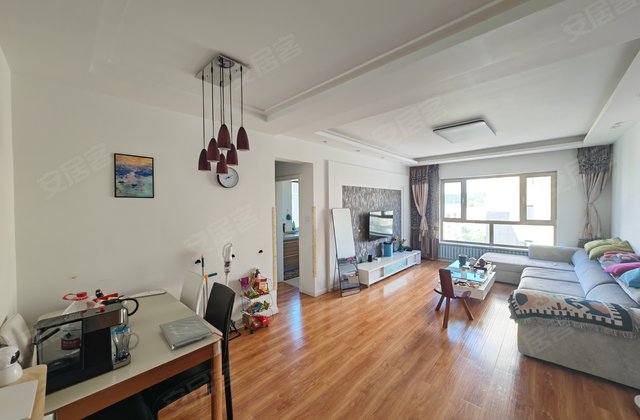 上东城小区3室1厅2卫108.6㎡南北69万