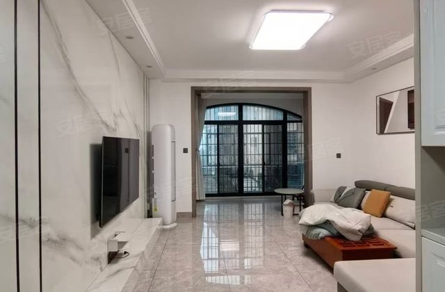 水岸东湖(二期)3室2厅128㎡68万二手房图片