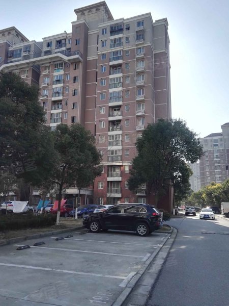 虹梅景苑四街坊