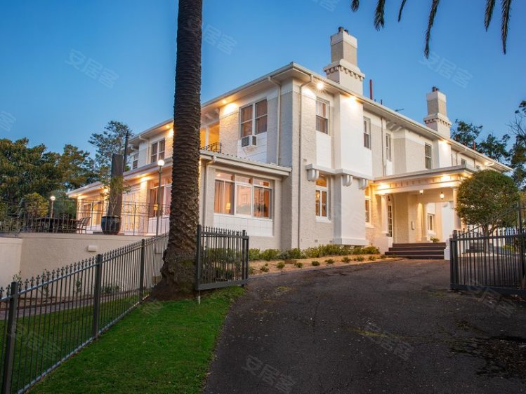 澳大利亚新南威尔士州纽卡斯尔售价待定传统风格住宅，设计精美，位于优越地段二手房独栋别墅图片
