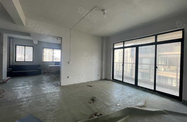 龙璟嘉园3室2厅140㎡90万二手房图片