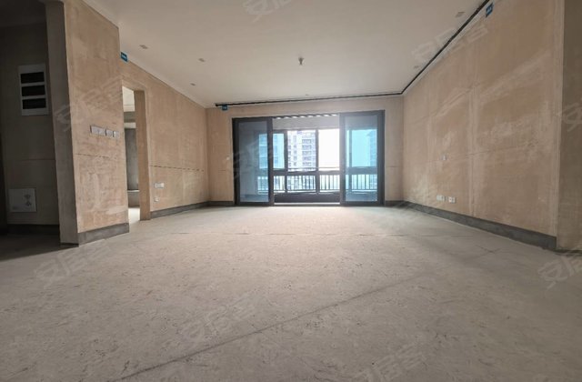 万科君兰锦绣4室2厅140㎡215万二手房图片