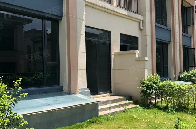 合景花漫里别墅