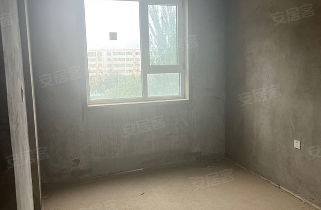教苑小区3室2厅141.94㎡52.5万二手房图片