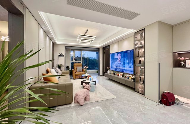 德信都绘大境花园4室2厅138㎡136万二手房图片