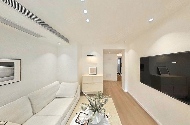 （新上）婚房装修，业主急售！好停车，交通方便