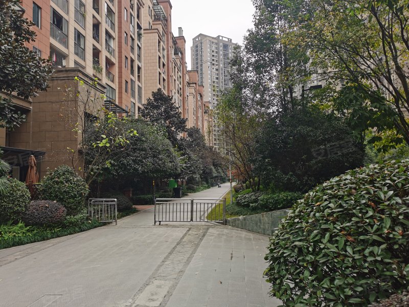 北麓国际城(b区)