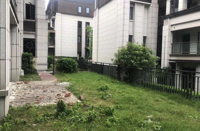 千江凌云千江府别墅