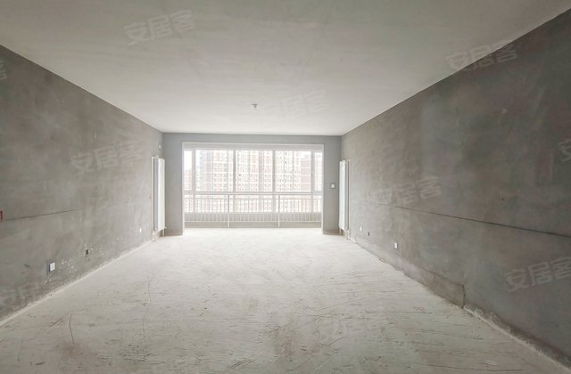 正东广场4室2厅192㎡145万二手房图片