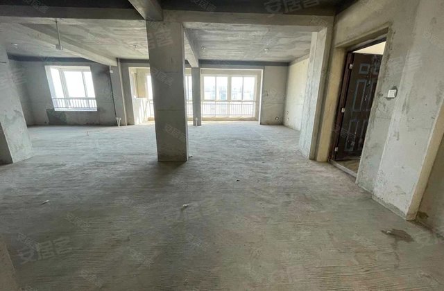 金域澜湾3室2厅145㎡42.8万二手房图片