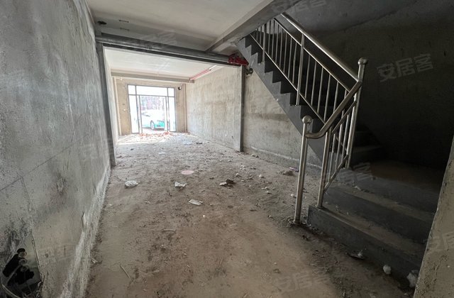 沭城天下(三期)4室2厅172㎡248万二手房图片