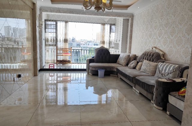 阳光花园御园4室2厅139㎡70万二手房图片