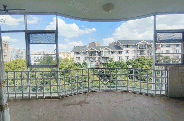 阳光花园3区4室2厅168㎡179万二手房图片