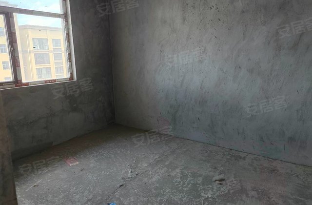 万联开元新城3室2厅136㎡51.8万二手房图片