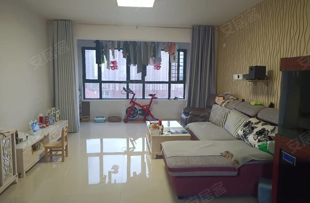 炜业弘都3室2厅147㎡115万二手房图片