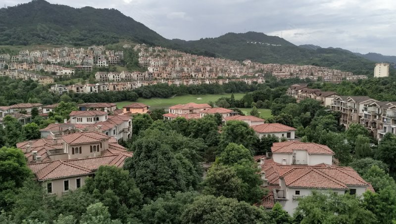 庆隆南山高尔夫国际社区叠滟岭一期