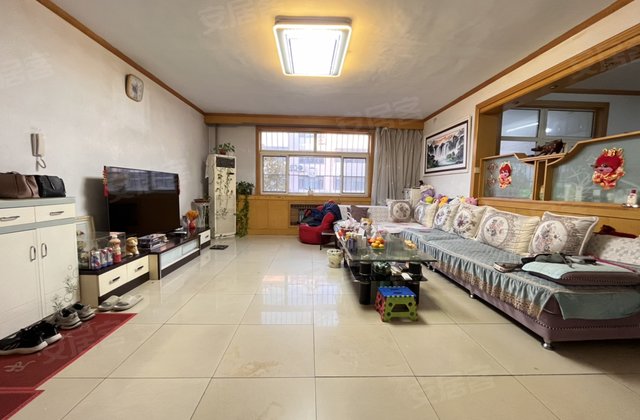 八一小区3室2厅141.87㎡175万二手房图片