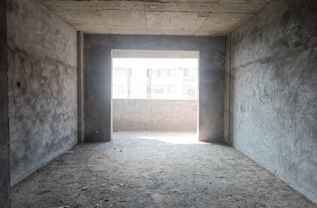 龙湾华庭4室2厅143㎡86.6万二手房图片