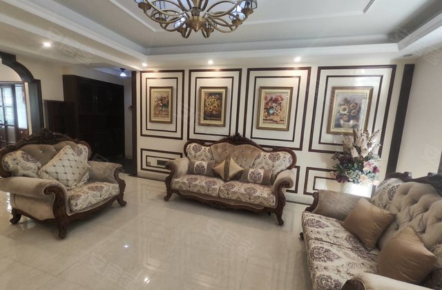 福康花园4室2厅149.76㎡45万二手房图片