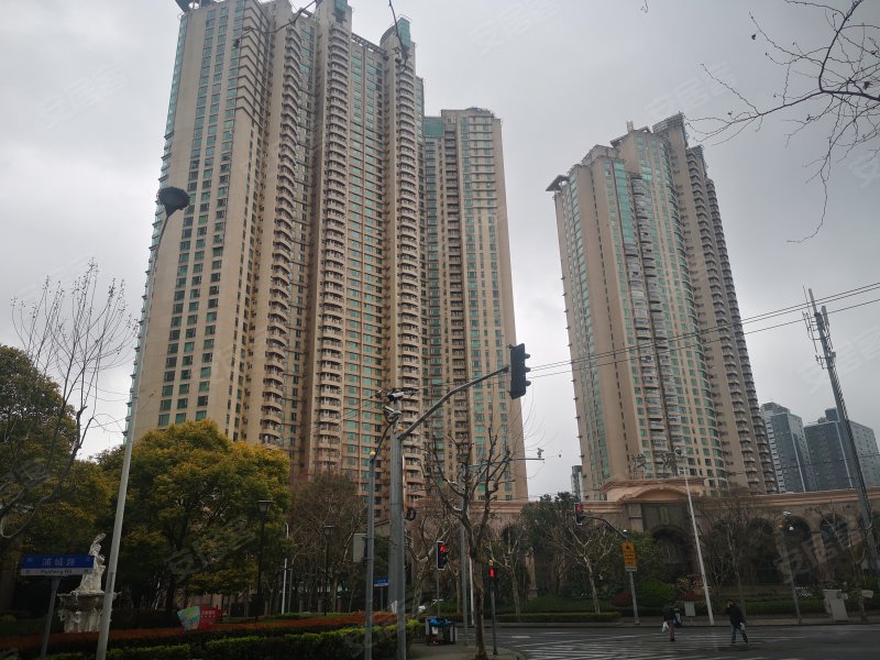 世茂滨江花园(南区)