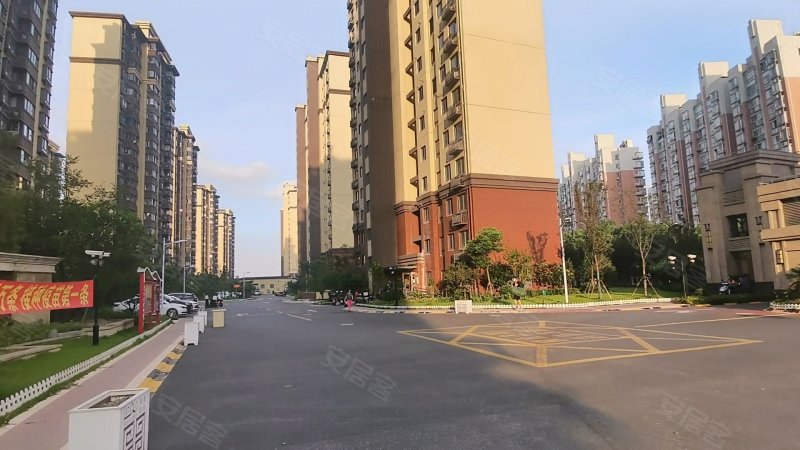 莘朱路820弄梅香苑图片