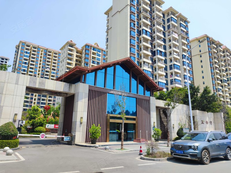 汇艺蓝海湾2室1厅1卫64.21㎡南78万