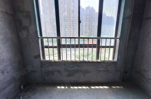 城投广场3室2厅88㎡98万二手房图片