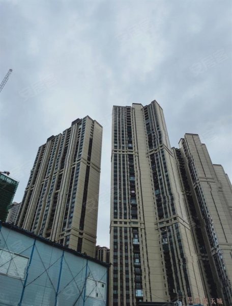 绿地璀璨天城(商住楼),季华六路-佛山绿地璀璨天城(商住楼)二手房