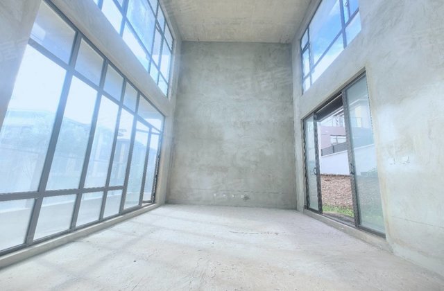 格林天樾(别墅)5室2厅187㎡100万二手房图片