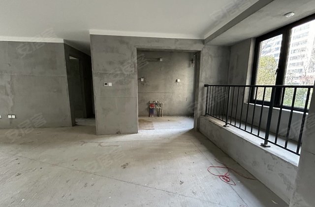 吾悦鸿悦3室2厅140㎡78万二手房图片