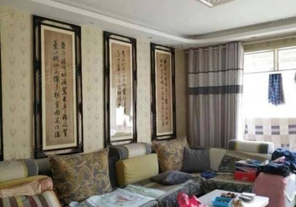 天湖城3室2厅109㎡39.9万二手房图片