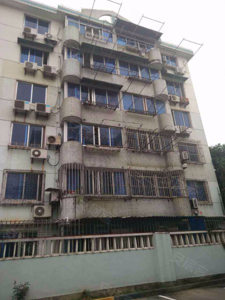 凤池社区南苑五村 