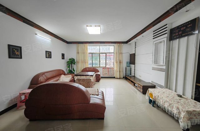 景欣园3室2厅130㎡29.8万二手房图片