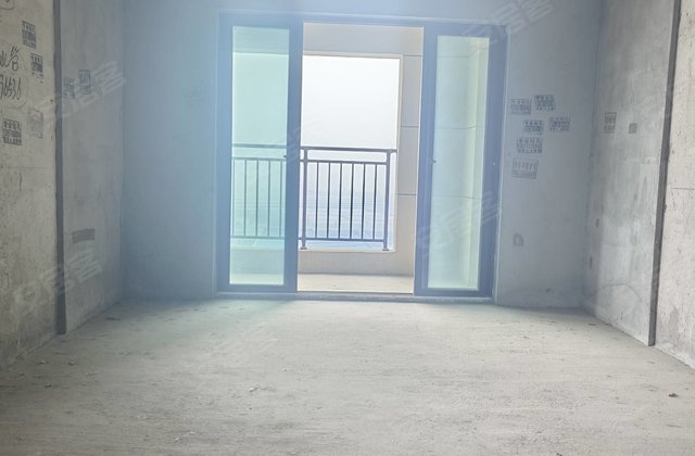 中梁楚悦府3室2厅118㎡52万二手房图片