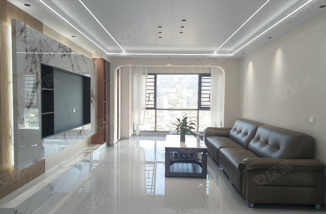 瑞泰时代广场4室2厅135㎡68.8万二手房图片