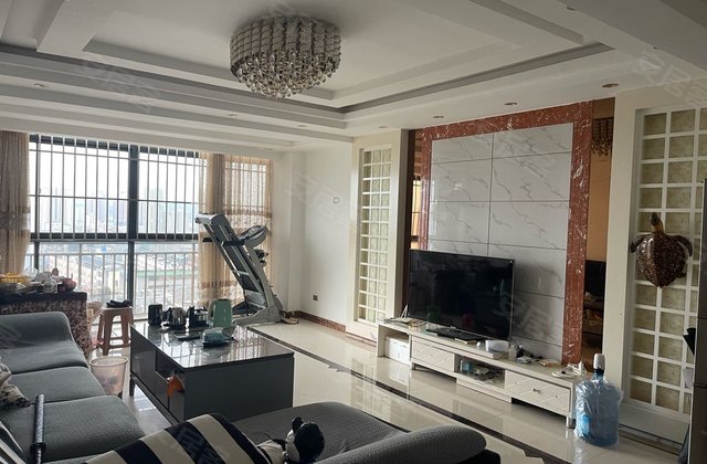 沃尔玛小区3室2厅122㎡58万二手房图片