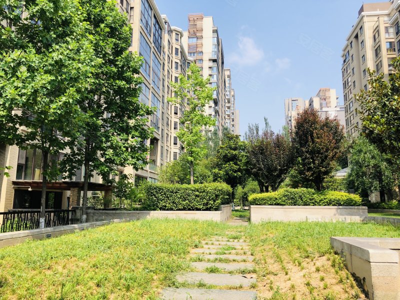 曲江凤凰池,曲江池北路,近曲江池西路-西安曲江凤凰池二手房,租房