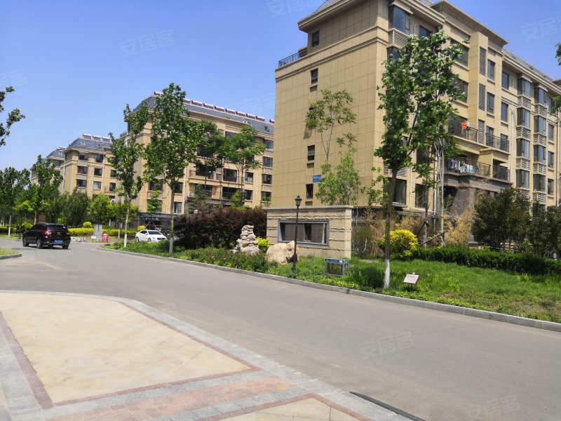 胜宏荣域悦湖湾