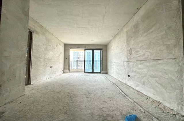 恒大珺睿府4室2厅173㎡125万二手房图片