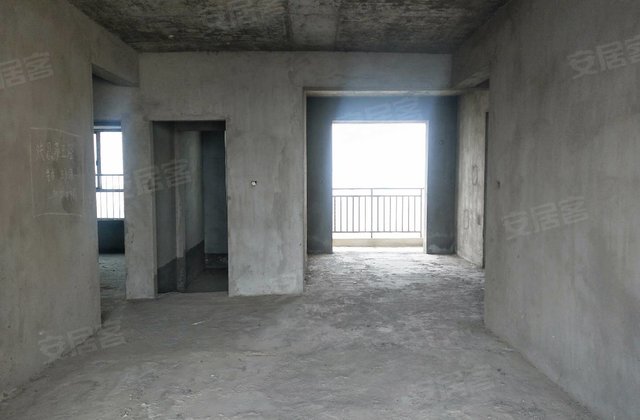 龙城国际3室2厅125㎡58.8万二手房图片
