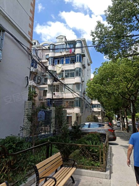 浦三路650弄小区