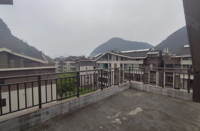 彰泰伴山云庐4室2厅98㎡115万二手房图片