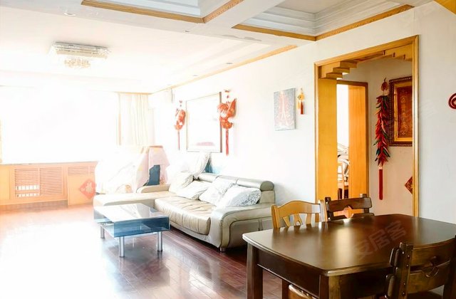 锦湖苑4室3厅163.59㎡166万二手房图片