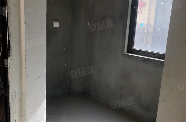 采荷文苑3室2厅97㎡53万二手房图片